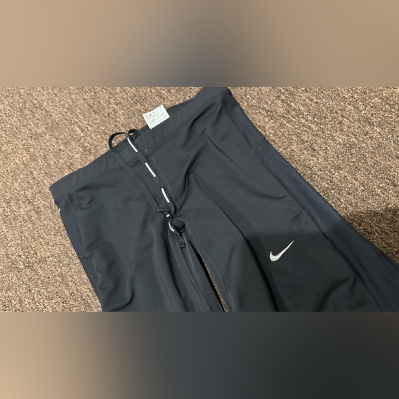 Nike Wonen’s L running stretch bike pants leggings bottom black zippers pocket - Picture 6 of 8